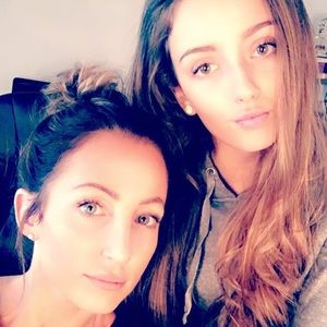 Meet your Posher, Keeley